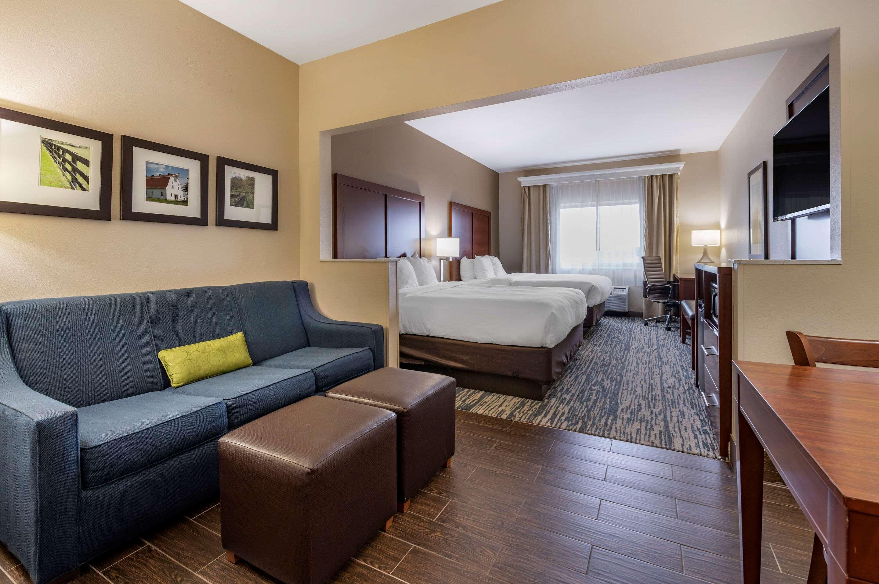 Comfort Suites Keeneland Lexington Extérieur photo