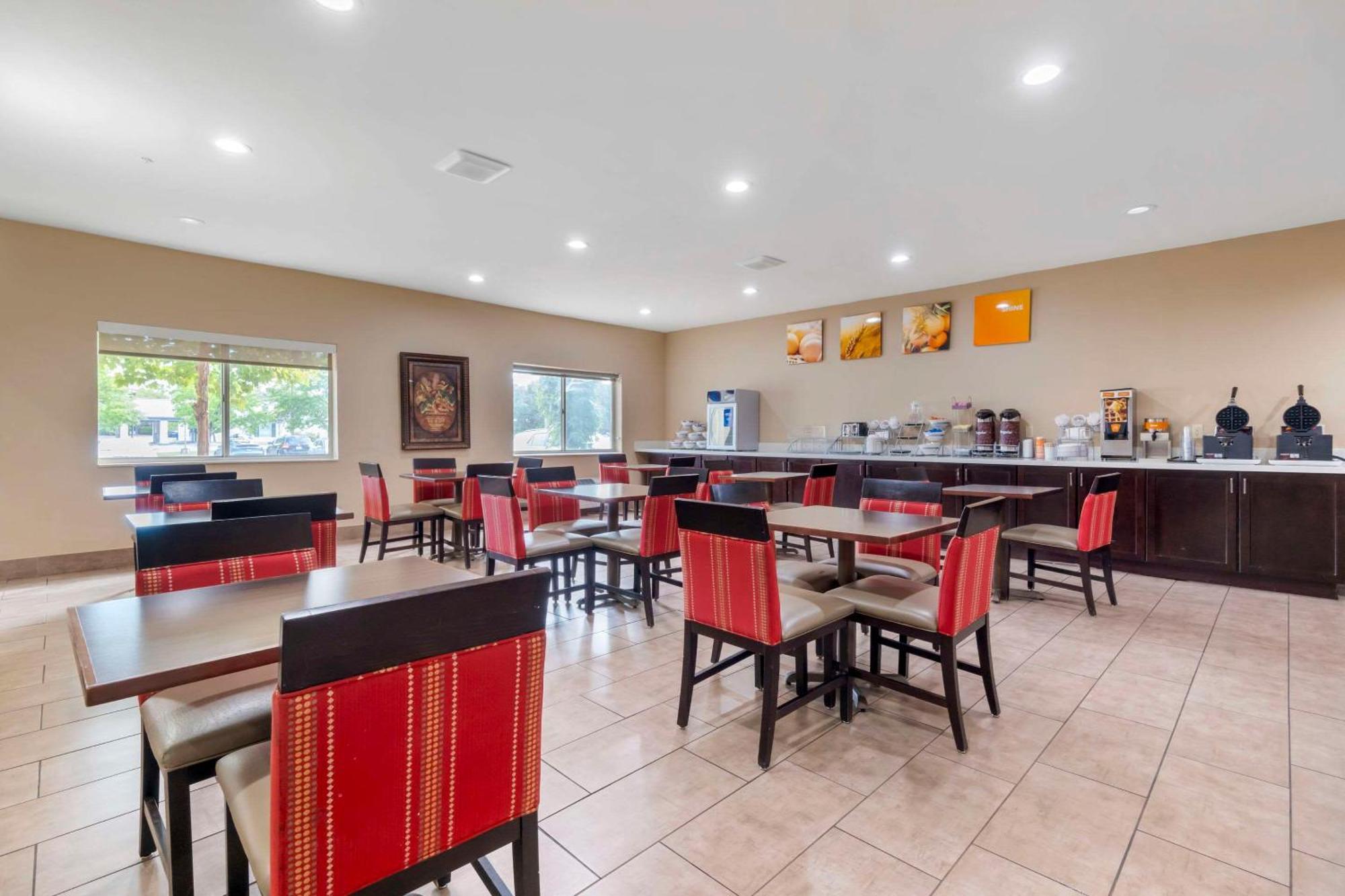 Comfort Suites Keeneland Lexington Extérieur photo