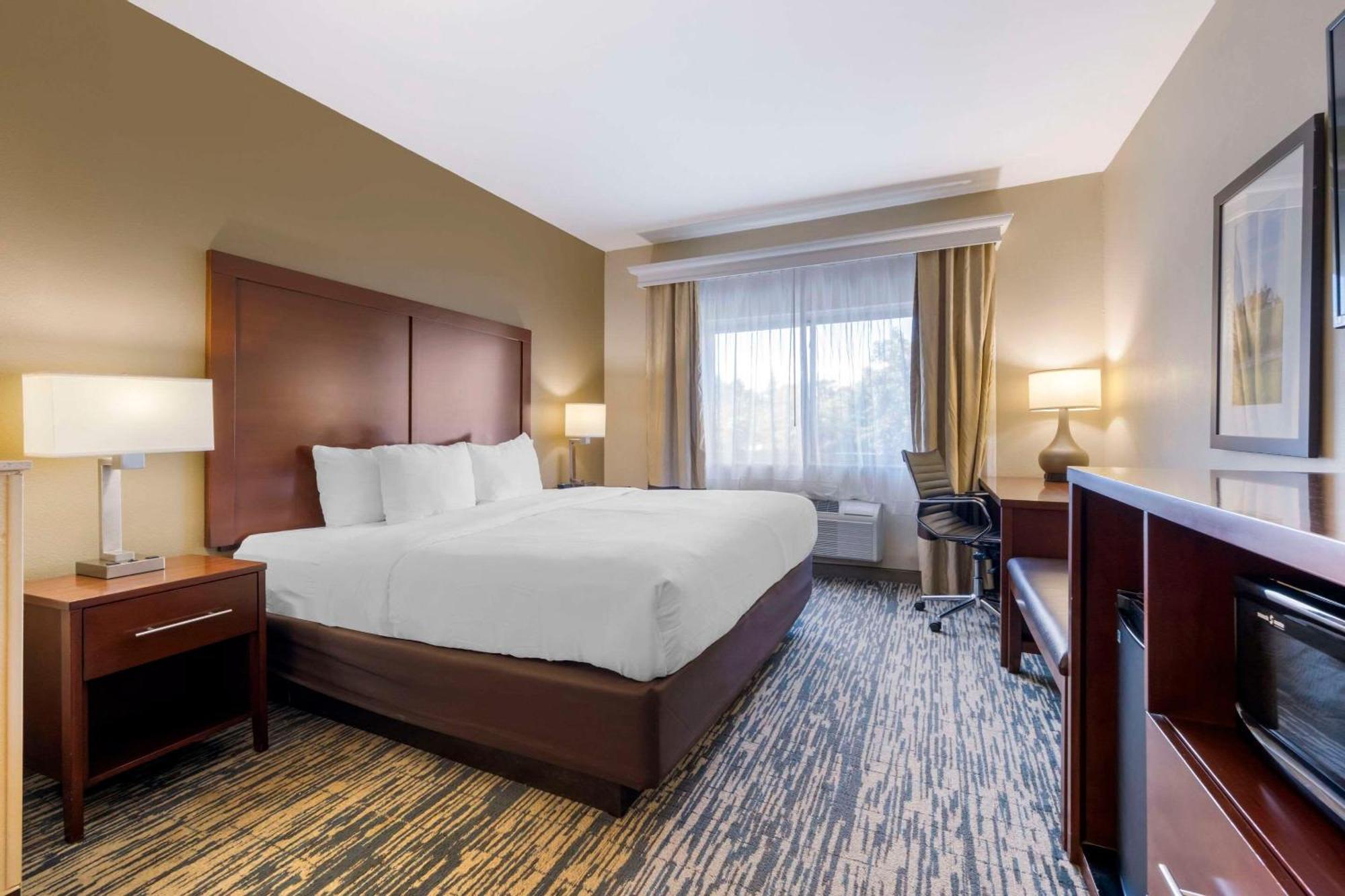 Comfort Suites Keeneland Lexington Extérieur photo